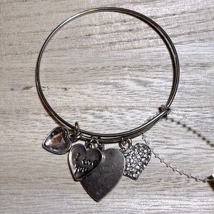 Justin & Taylor’s Expandable Bangle Bracelet - Silver